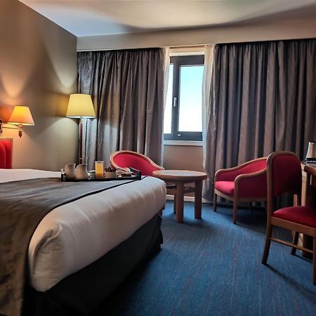 Dar el Beïda Hotel Mercure Alger Aeroport מראה חיצוני תמונה A room at the hotel