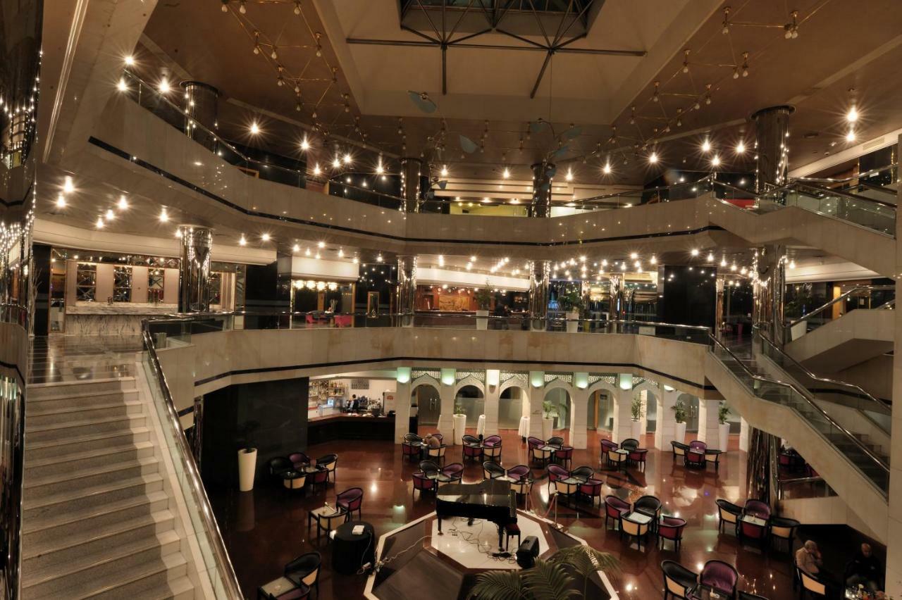 Dar el Beïda Hotel Mercure Alger Aeroport מראה חיצוני תמונה The lobby of the hotel