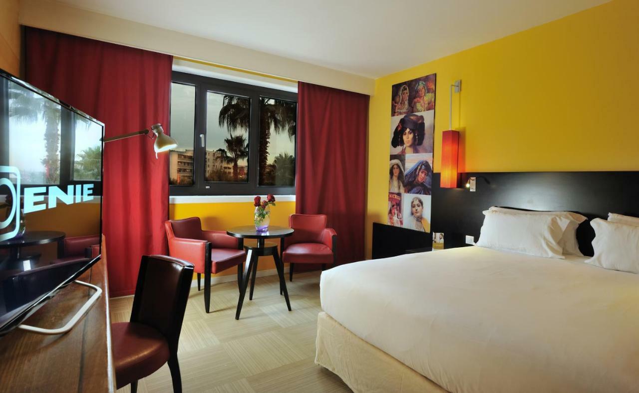 Dar el Beïda Hotel Mercure Alger Aeroport מראה חיצוני תמונה A room at the hotel